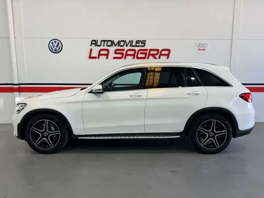 Usado Mercedes GLC43 AMG AMG line 163 CV (119 kW) 2020 Blanco SUV