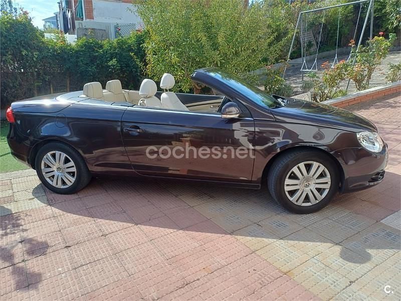 Marrón Usado 2007 VW Eos Descapotable | 8999 € (Precio justo) - Imagen 1/4