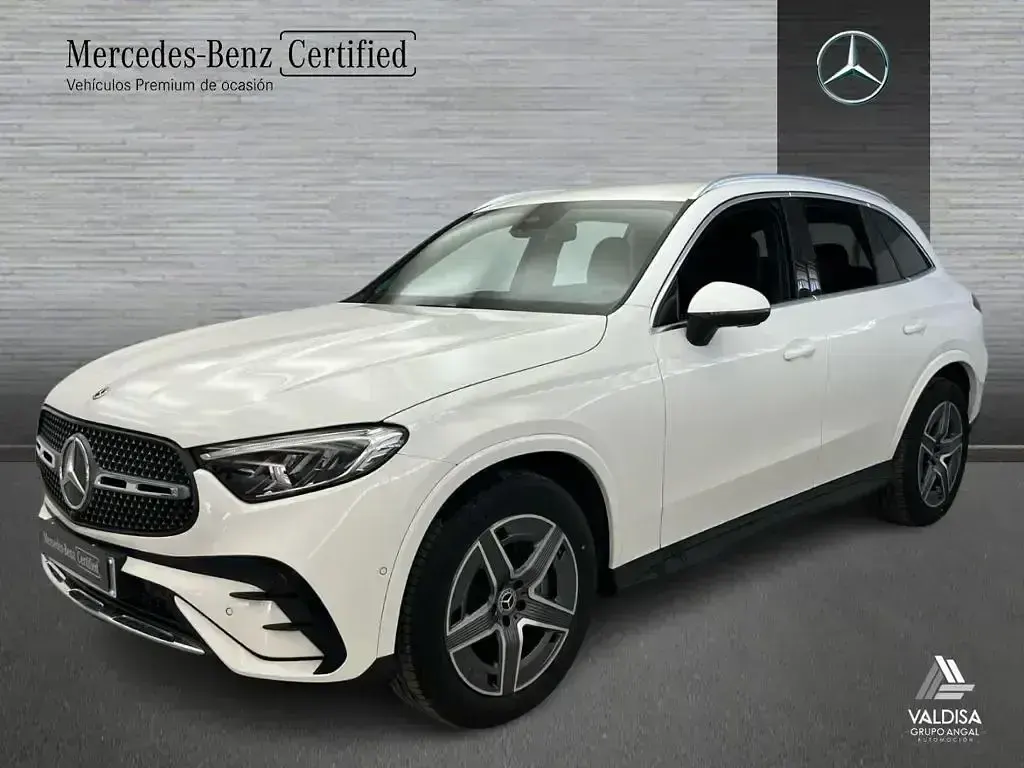 Używany Mercedes GLC220 AMG line 197 KM (144 kW) 2025