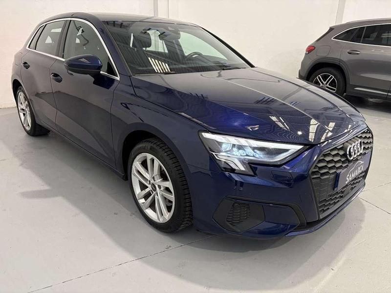 Usado Audi A3 Sportback e-tron Advanced 204 CV (150 kW) 2024 Azul Utilitario