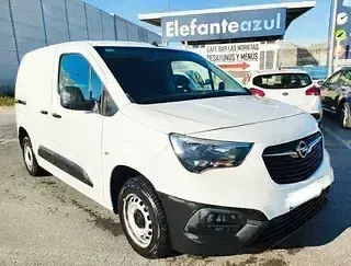 Usado Opel Combo Active 100 CV (73 kW) 2020 Blanco Monovolumen