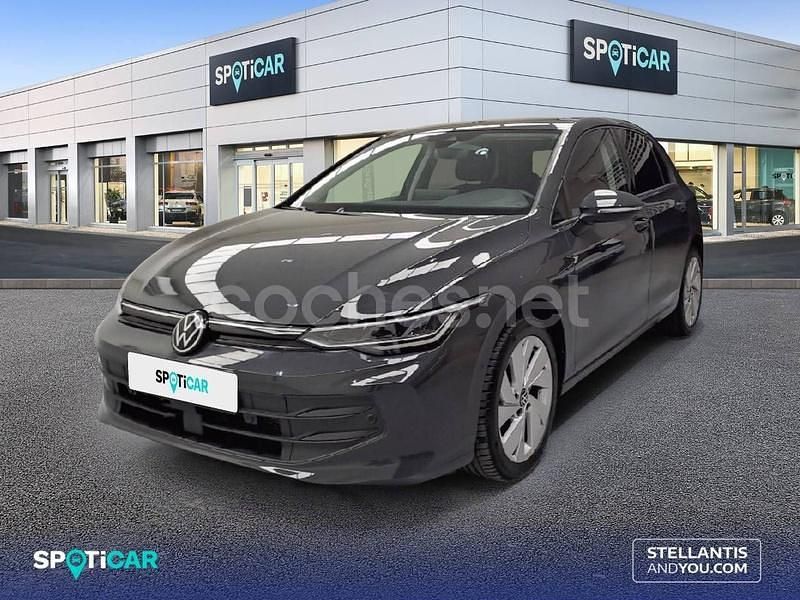 Usado VW Golf VIII 115 CV (84 kW) 2025 Gris Berlina