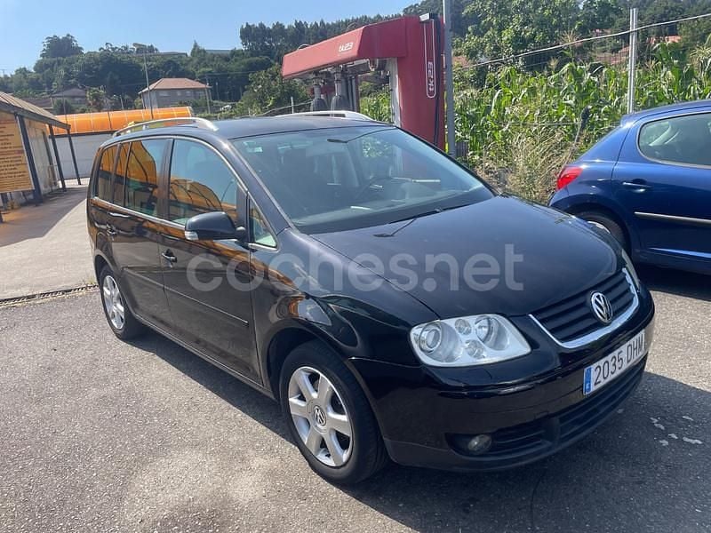 Negro Usado 2005 VW Touran Advance Monovolumen | 6499 € (Un poco caro) - Imagen 1/4