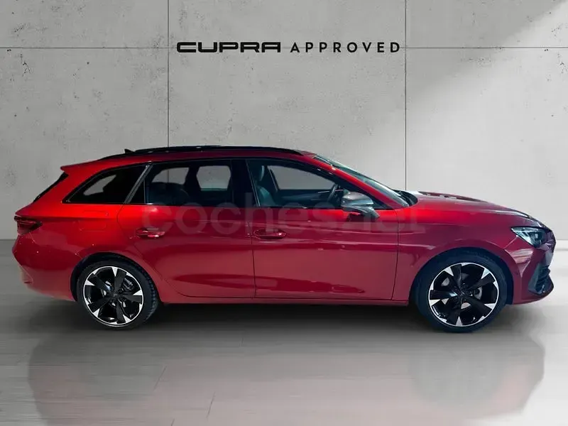 Usado Cupra Leon 150 CV (110 kW) 2023 Rojo Familiar