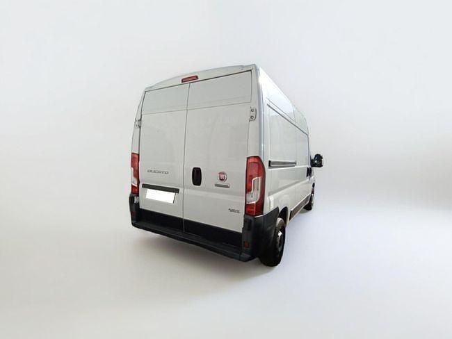Usado Fiat Ducato 136 CV (100 kW) 2021 Blanco Van