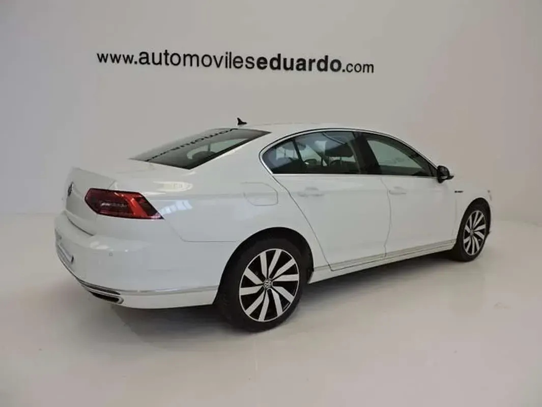Usado VW Passat GTE 218 CV (160 kW) 2017 Blanco Berlina