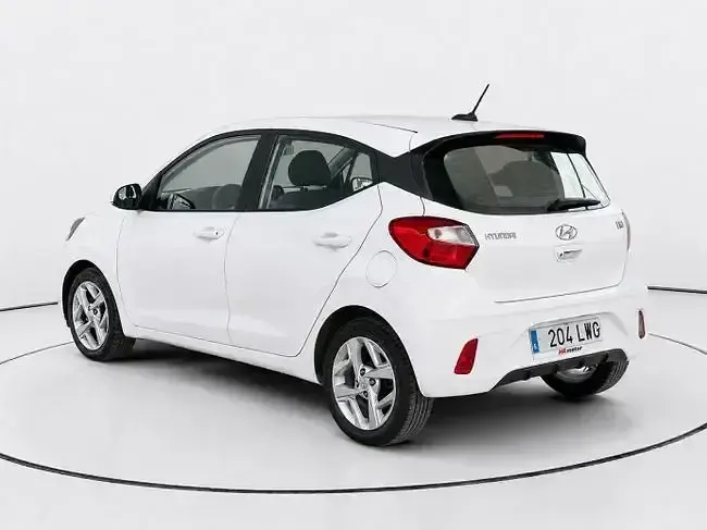 Usado Hyundai i10 67 CV (49 kW) 2022 Blanco Utilitario