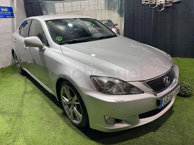 Usado Lexus IS250 F Sport 208 CV (152 kW) 2010 Gris / plata Berlina