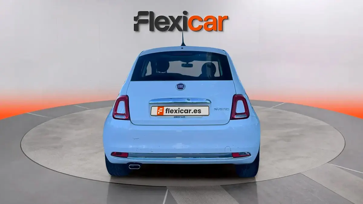 Usado Fiat 500 Dolcevita 71 CV (52 kW) 2023 Beige Berlina