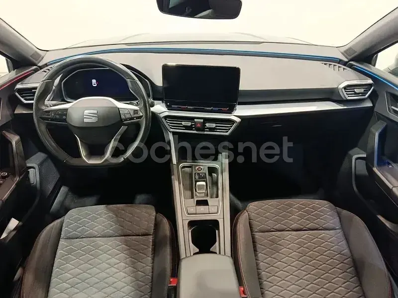 Nuevo Seat Leon FR 204 CV (150 kW) 2025 Gris / plata Berlina