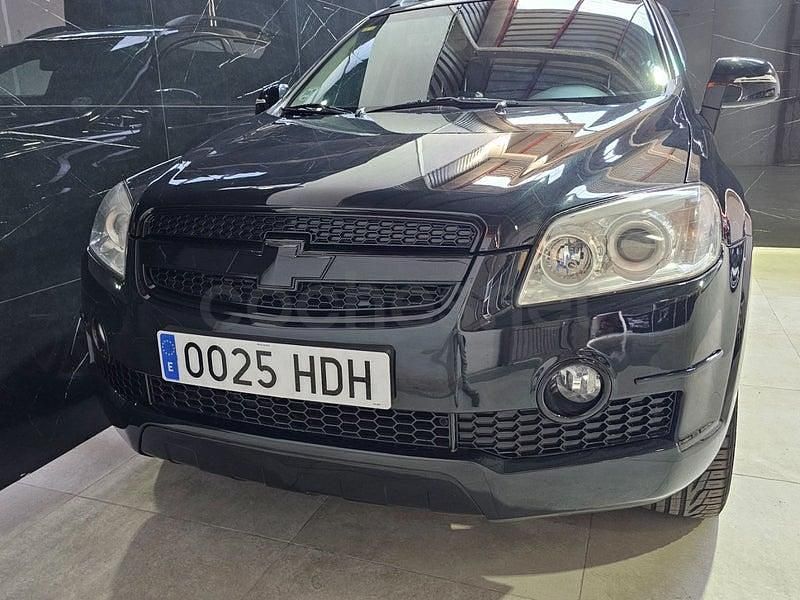 Usado Chevrolet Captiva LS 127 CV (93 kW) 2011 Negro SUV