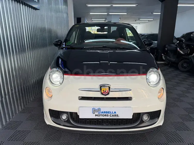 Usado Abarth 500C Turismo 160 CV (117 kW) 2013 Beige Descapotable