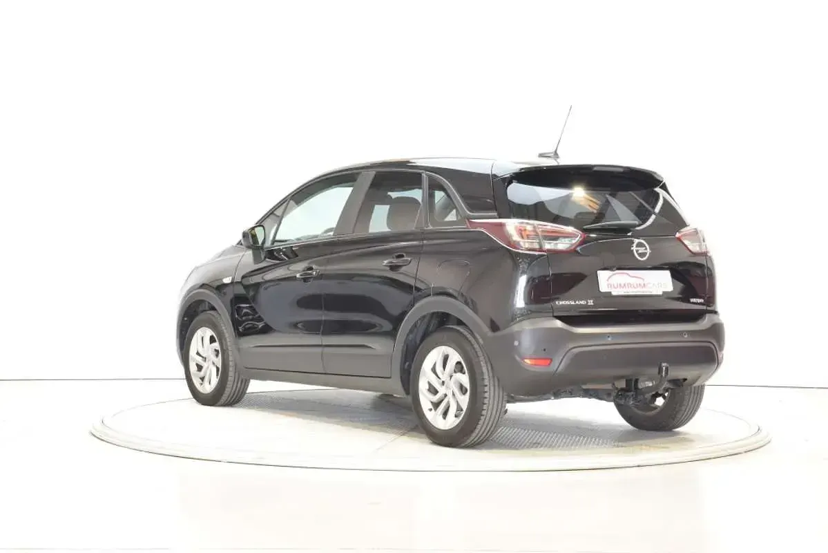 Usado Opel Crossland X Selective 99 CV (72 kW) 2017 Negro SUV