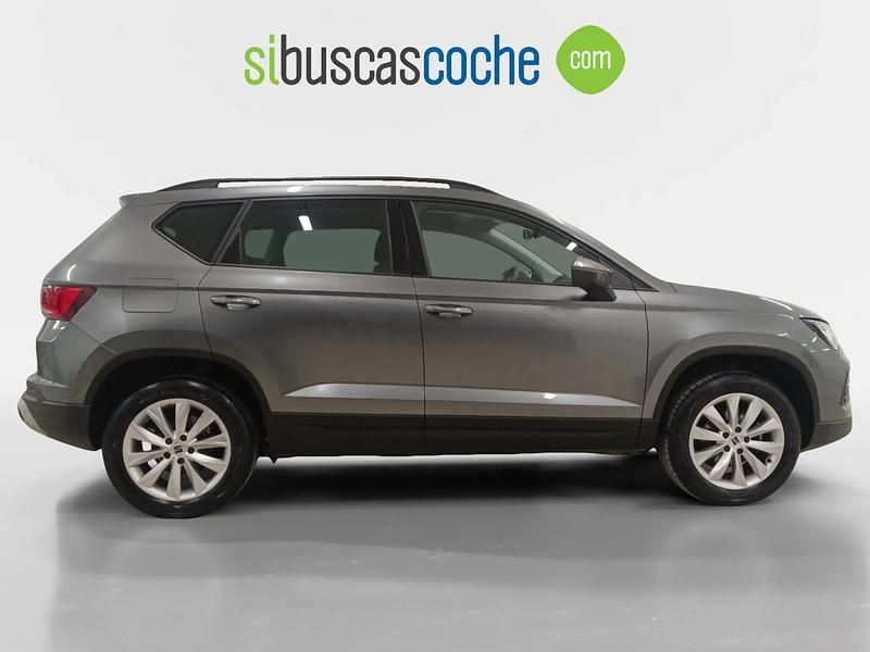Usado Seat Ateca Style 150 CV (110 kW) 2025 Gris/plata SUV
