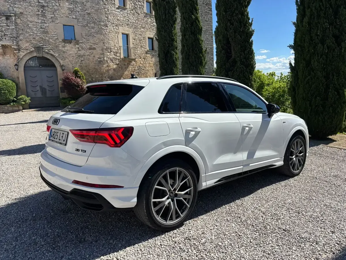 Usado Audi Q3 S-Line 150 CV (110 kW) 2021 Blanco SUV