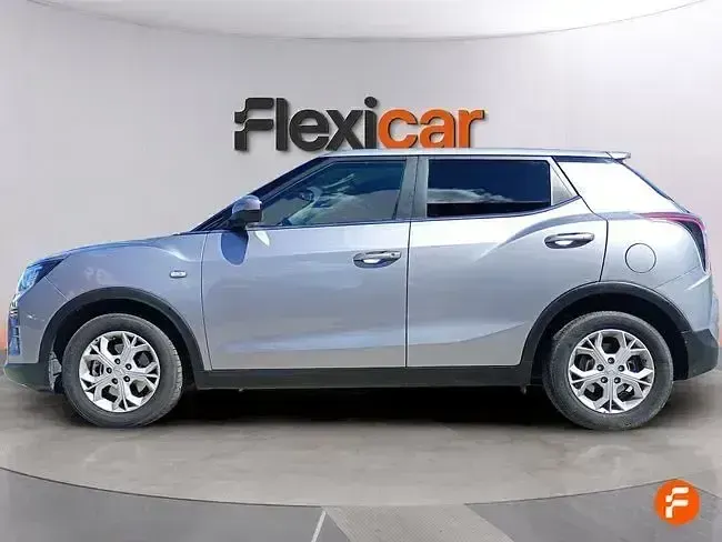Usado SsangYong Tivoli 163 CV (119 kW) 2024 Gris SUV