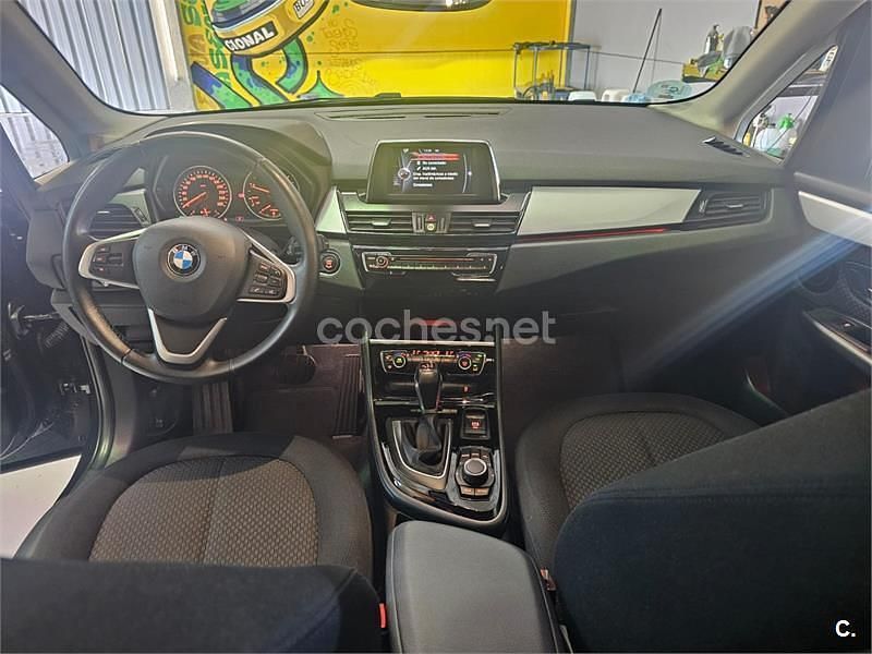Usado BMW 218 150 HP (110 kW) 2015 Preto Carrinha