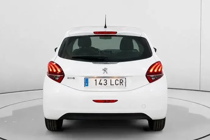Usado Peugeot 208 Active 82 CV (60 kW) 2019 Utilitario