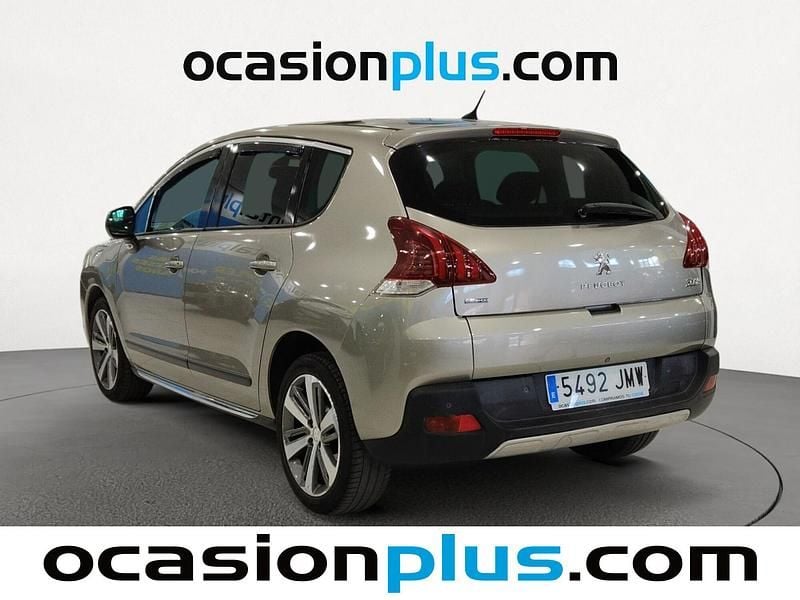 Begagnad Peugeot 3008 Allure 120 HK (88 kW) 2016 Grå SUV