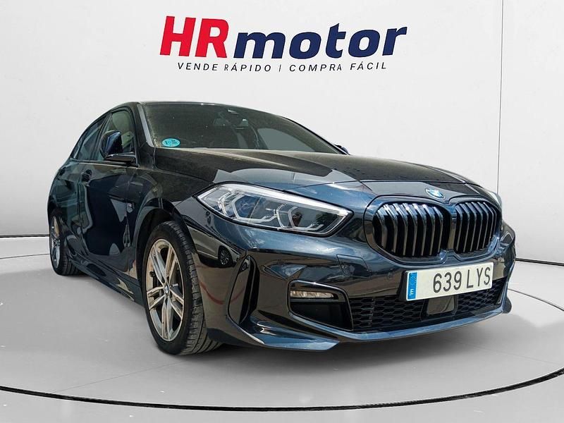 Negro Usado 2022 BMW 118 M Sport Utilitario | 26.740 € (Precio justo) - Imagen 1/4