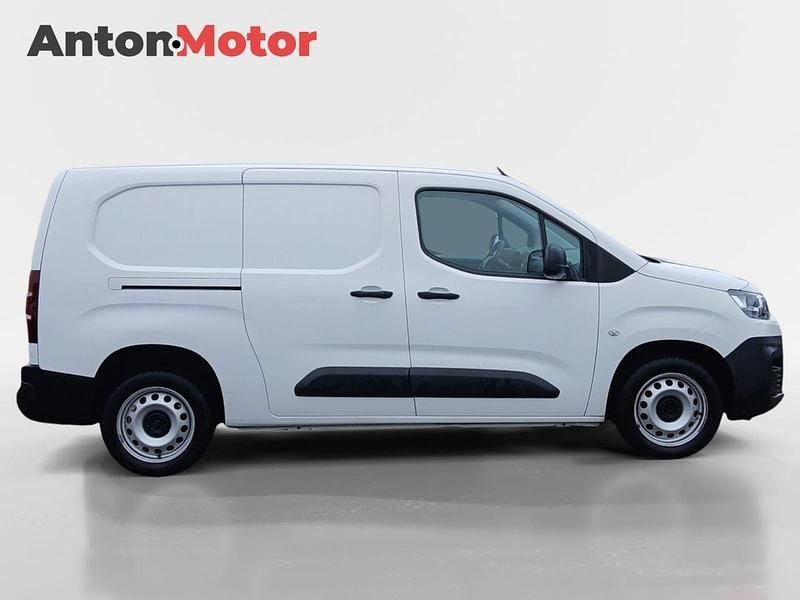Usado Citroën Berlingo 100 CV (73 kW) 2019 Blanco Monovolumen