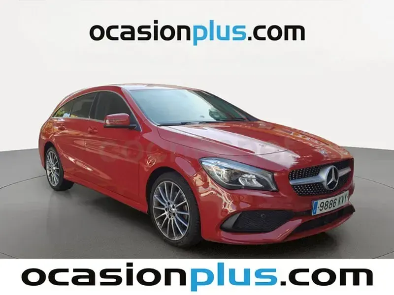 Usado Mercedes CLA200 Shooting Brake 136 CV (100 kW) 2019 Rojo Familiar