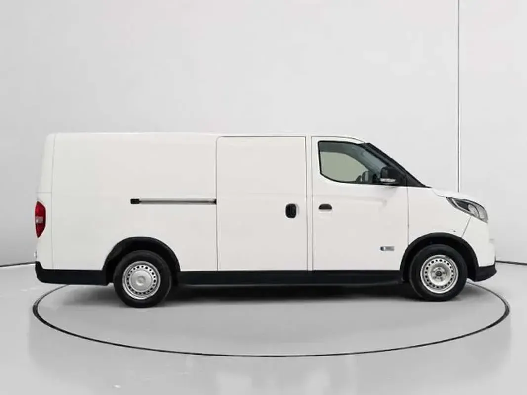 Usado Maxus eDeliver 3 89 kW (122 CV) 2022 Blanco Van