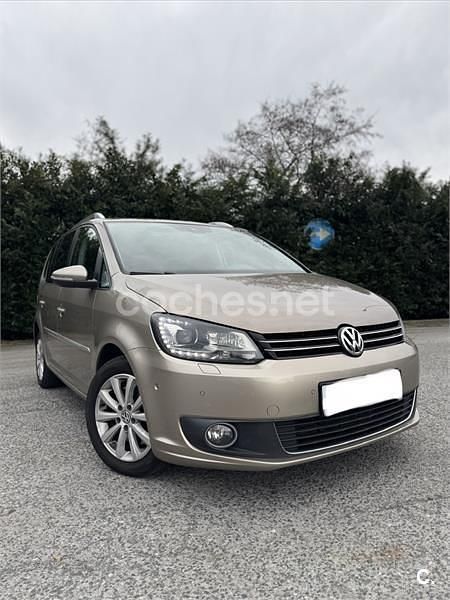 Usado VW Touran Sportline 177 CV (130 kW) 2013 Beige Monovolumen