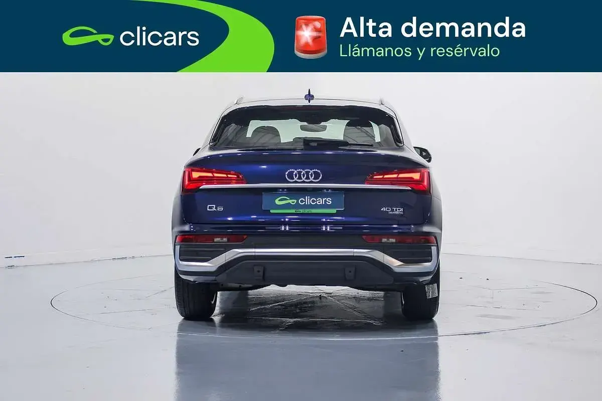 Käytetty Audi Q5 Sportback S-Line 204 HP (150 kW) 2022 Valkoinen Katumaasturi