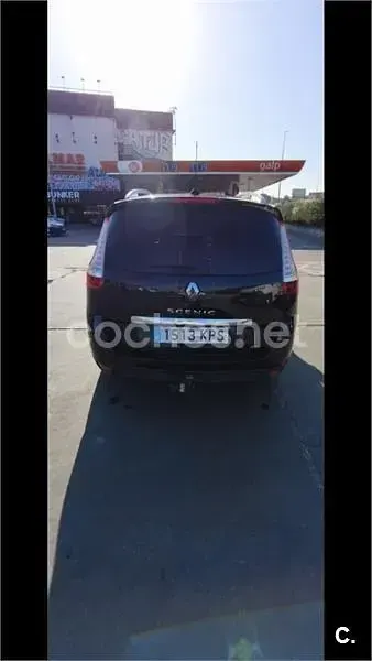 Usado Renault Grand Scénic III Dynamique 110 CV (80 kW) 2012 Negro Monovolumen