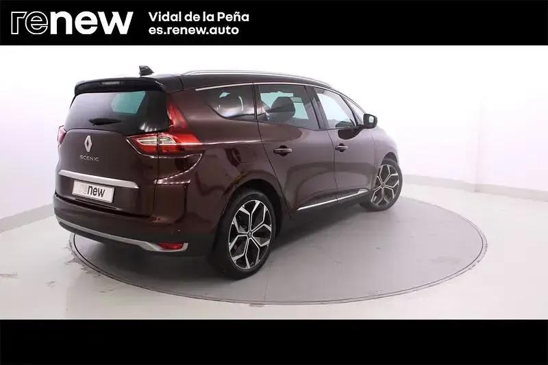 Usado Renault Grand Scénic IV Zen 150 CV (110 kW) 2021 Rojo Monovolumen