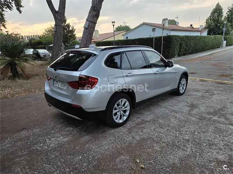 Usado BMW X1 204 CV (150 kW) 2010 Gris / plata SUV