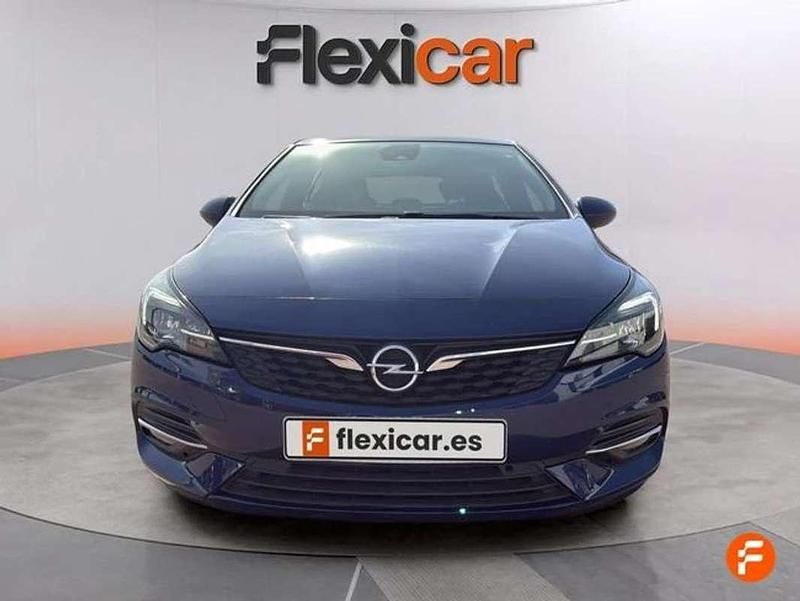 Usado Opel Astra 110 CV (80 kW) 2020 Azul Berlina