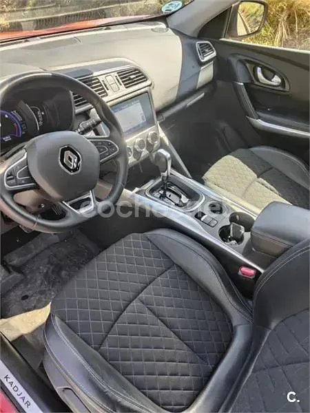 Usado Renault Kadjar Techno 115 CV (84 kW) 2022 Rojo SUV