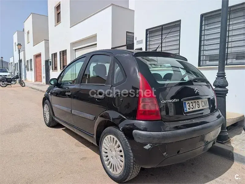 Usado Citroën C3 70 CV (51 kW) 2003 Negro Berlina