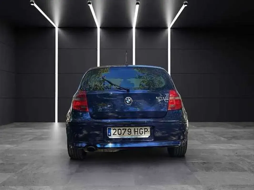 Usado BMW 120 170 CV (125 kW) 2010 Azul Utilitario