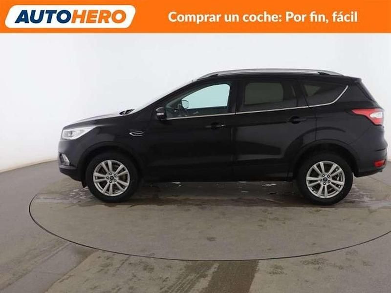 Usado Ford Kuga Trend+ 120 CV (88 kW) 2019 Negro SUV