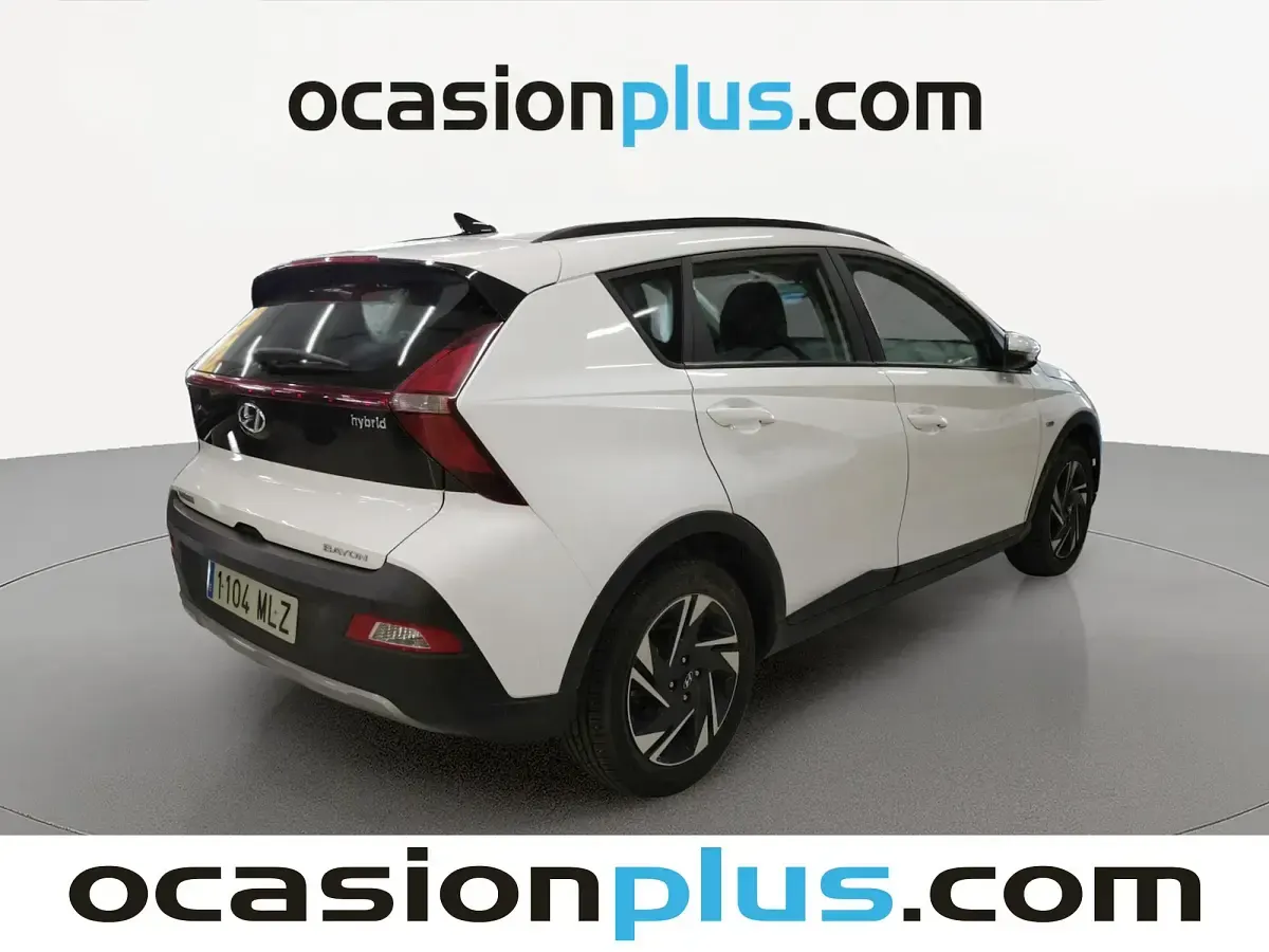 Usado Hyundai Bayon 101 CV (74 kW) 2023 Blanco SUV