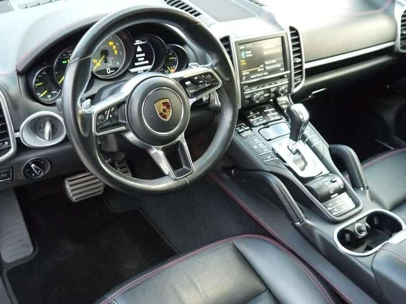 Usado Porsche Cayenne S E-Hybrid 416 CV (305 kW) 2015 Gris SUV