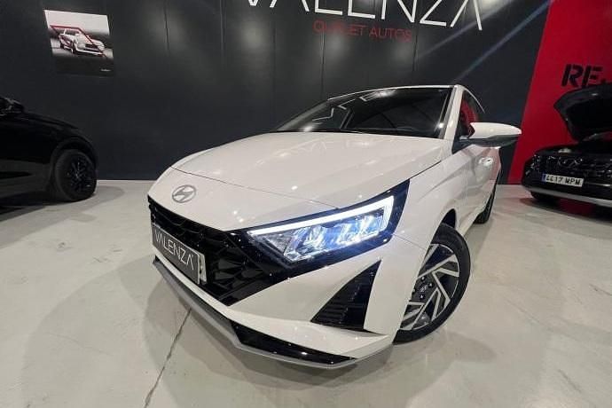 Usado Hyundai i20 N Line 100 CV (73 kW) 2024 Blanco
