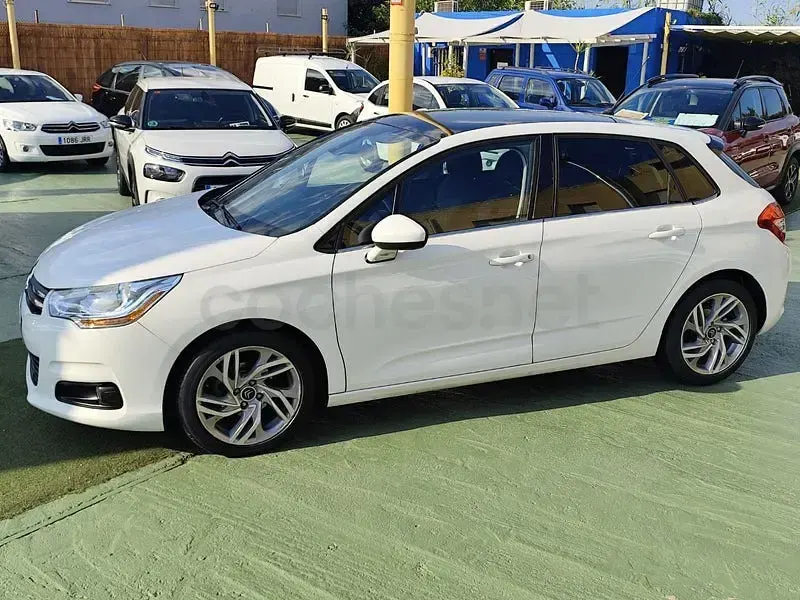Usado Citroën C4 Seduction 92 CV (67 kW) 2012 Blanco Berlina