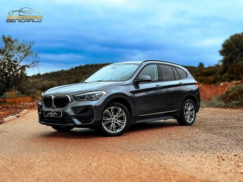 Usado BMW X1 Performance 136 CV (100 kW) 2021 Gris SUV