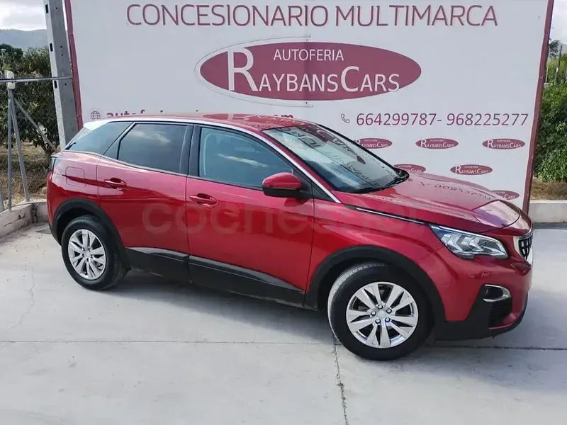 Usado Peugeot 3008 Active 130 CV (95 kW) 2017 Granate SUV