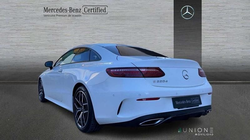 Usado Mercedes E220 194 CV (142 kW) 2024 Coupe