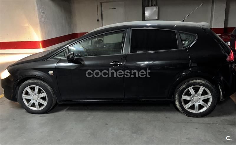 Negro Usado 2006 Seat Leon Stylance Berlina | 2000 € (Buen precio) - Imagen 1/4