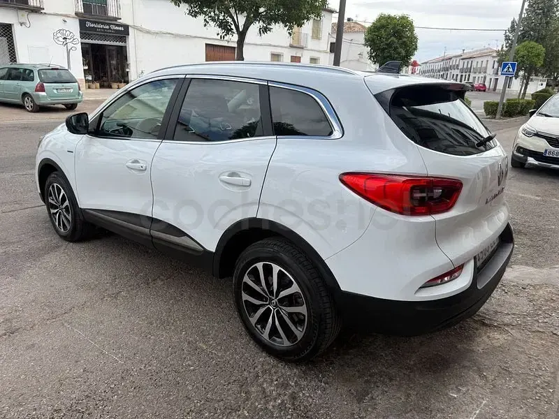 Usado Renault Kadjar LIMITED 115 CV (84 kW) 2020 Blanco SUV