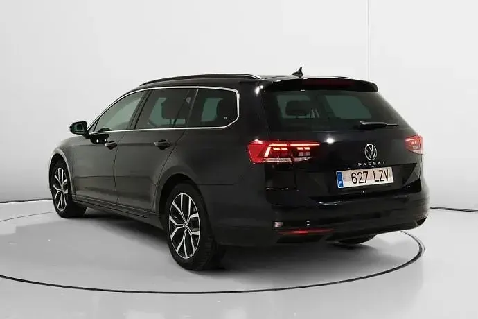 Usado VW Passat Business 150 CV (110 kW) 2022 Familiar