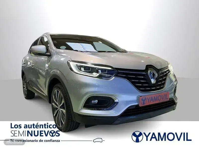Usado Renault Kadjar Zen 140 CV (102 kW) 2019 Plateado SUV