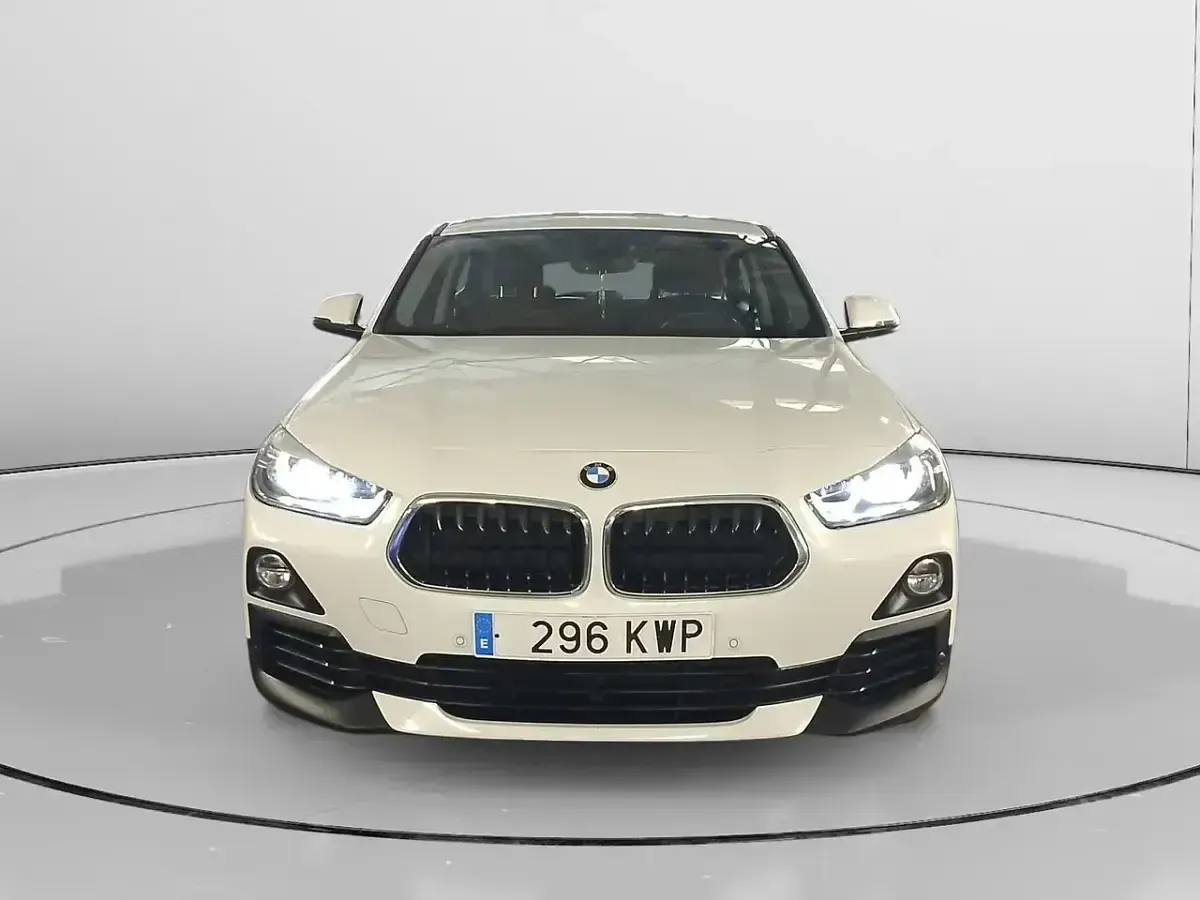Käytetty BMW X2 Advantage 150 HP (110 kW) 2019 Valkoinen Katumaasturi