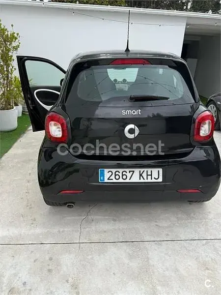 Usado Smart ForFour Passion 90 CV (66 kW) 2018 Negro Utilitario